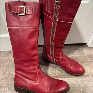 Gorgeous, fun, supple Spanish Red Leather Boots! Get the compliments!